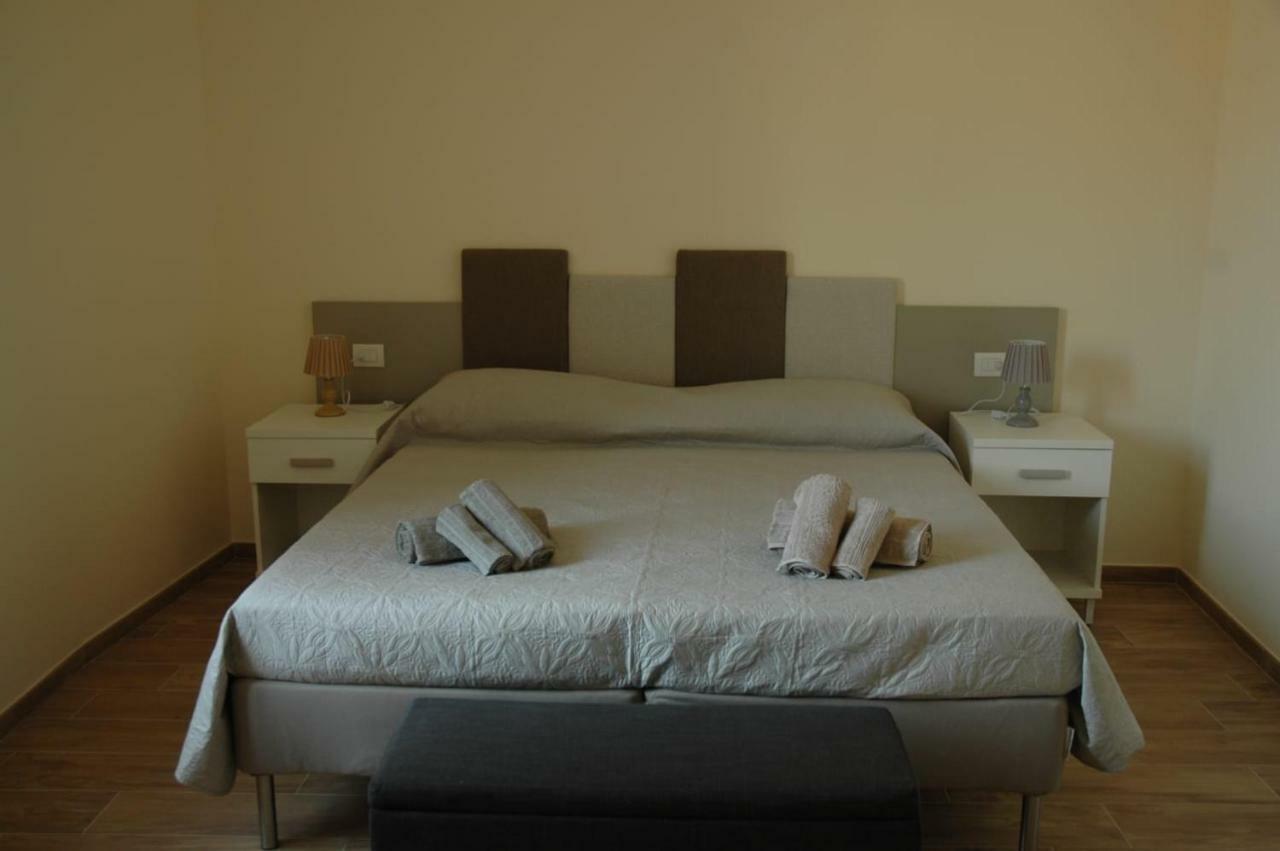 Hotel Via Barocci 34 Urbino Exterior foto