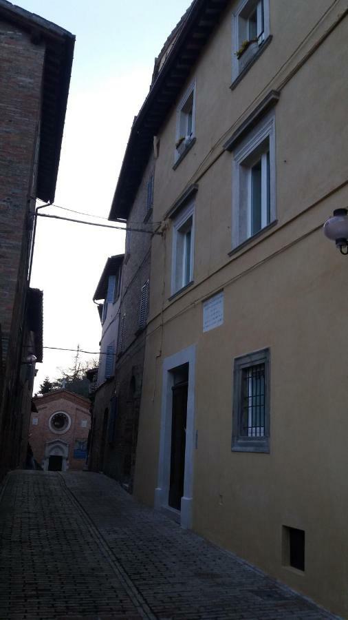 Hotel Via Barocci 34 Urbino Exterior foto